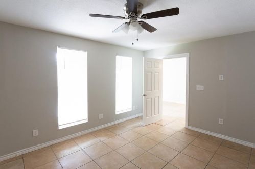 5413 Laredo Ln, Garland TX 75043-3602 exterior