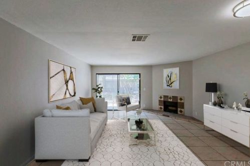936 Fairway Dr, Colton, CA 92324-3187