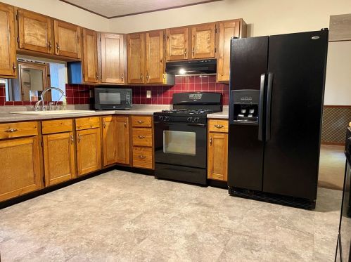 692 1st Ave, Marseilles, IL 61341-1604