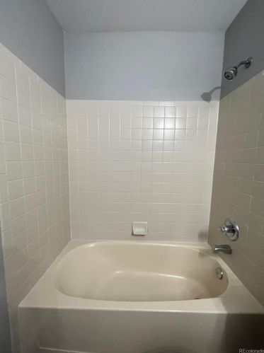 19083 Chenango Cir, Aurora CO 80015-4946 exterior