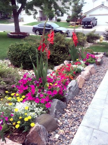 5226 Riviera Cir, Aurora CO 80015-6016 exterior