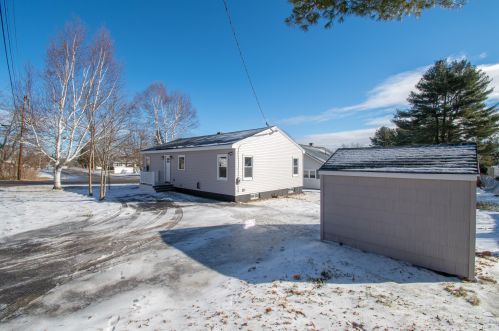 327 Pleasant St, Lewiston ME  04240-4534 exterior