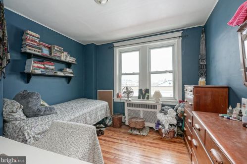 327 Haddon Ave, Camden NJ 08103-2854 exterior