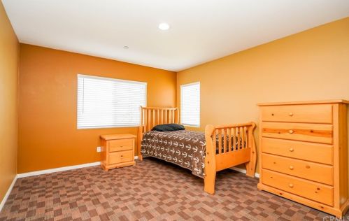 11440 Arizona Ave, Riverside CA  92503-8811 exterior