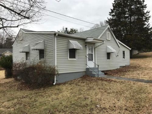 3509 Poff Ln, Roanoke, VA 24018-5015