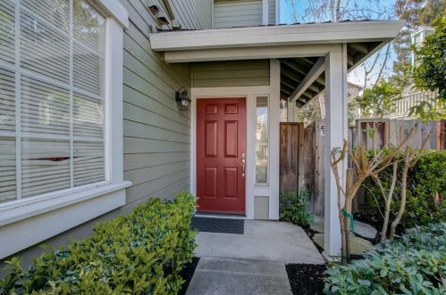 153 Easy St, Mountain View, CA 94043-3782