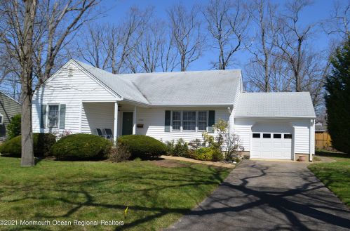 2409 Beech St, Point Pleasant Beach, NJ 08742-3618