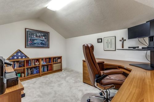 2101 Nob Hl, Carrollton TX 75006-2822 exterior