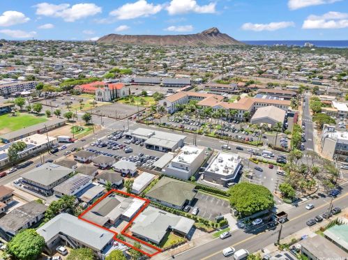 1229 Palolo Ave, Honolulu, HI 96816-2525
