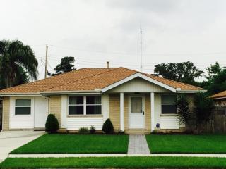 556 Deerfield, Gretna LA  70056-4490 exterior