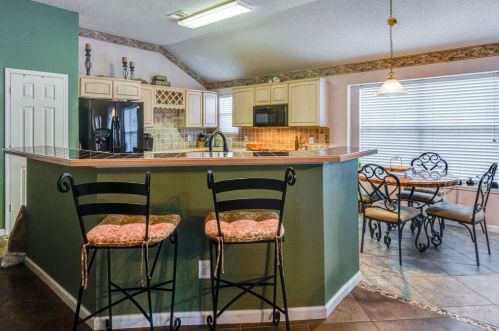 6701 Andress Dr, Fort Worth TX  76132-2999 exterior