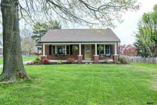 2331 Grandview Rd, Hanover, PA 17331-9344