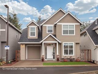 9115 157th Ave, Beaverton OR  97007-6887 exterior