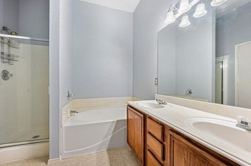 10245 Brea Cyn Rd, Fort Worth TX  76108-4984 exterior