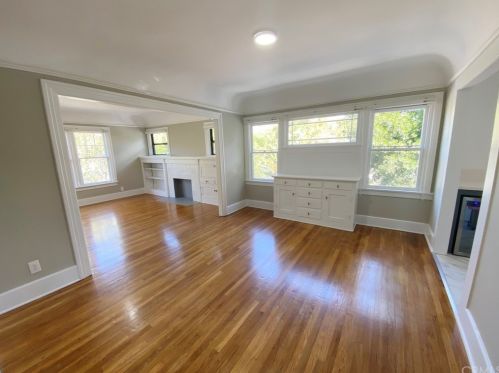 244 Kenwood St, Glendale CA  91206-4209 exterior