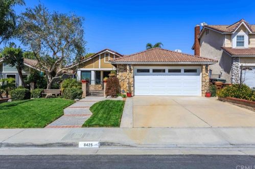 8425 Meadowridge St, Anaheim, CA 92808-1220
