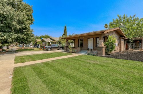 624 2nd St, Modesto, CA 95351-3352