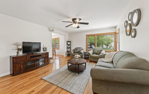 1322 Dunton Ave, Arlington Hts, IL 60004-4727