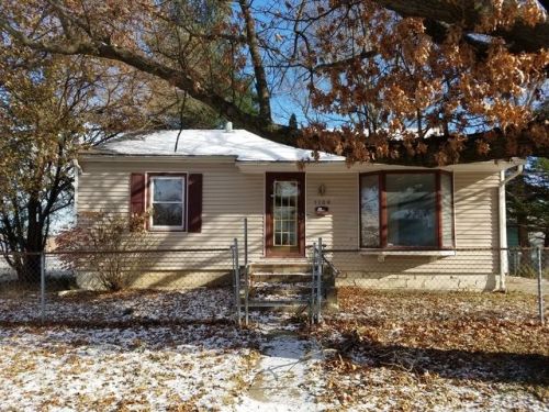1106 Willis Ave, Champaign IL  61821-2102 exterior
