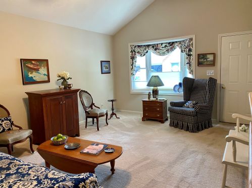 478 Ridgeview Cir, Springfield, OH 45504-1393