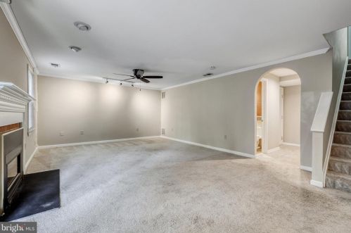 7218 Gentian Ct, Springfield VA  22152-3847 exterior