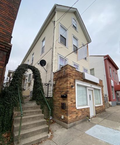 3311 Harrison Ave, Cincinnati, OH 45211-5618