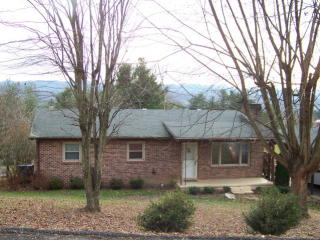 520 Leslie St, Thomas Bridge, VA 24354-2210