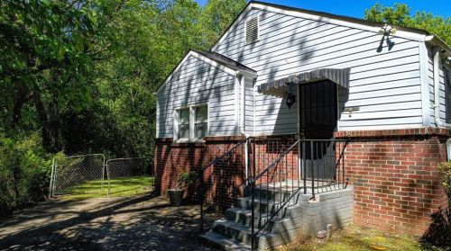2663 Gresham Rd, Atlanta, GA 30316-4122