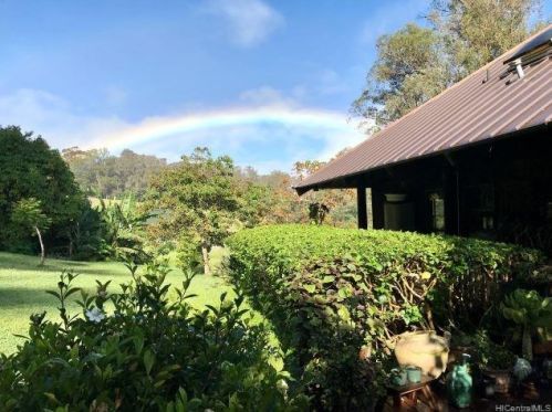 2400 Piiholo Rd, Makawao, HI 96768-7217