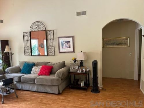 6243 Camino Corto, San Diego, CA 92120-3105