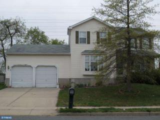 19 Powder Ln, Burlington, NJ 08016-2283