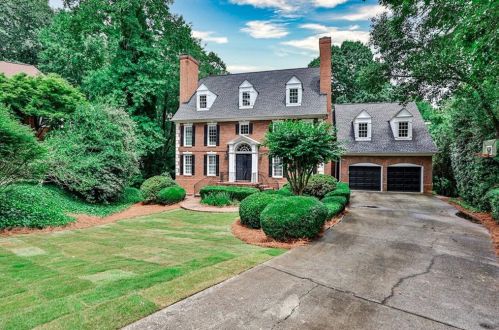 345 Berwicke Cmn, Atlanta, GA 30342-2856