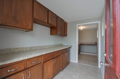 842 Vermont Ave, Los Banos CA 93635-3316 exterior