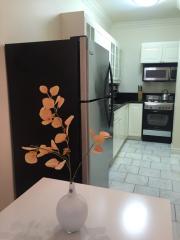 725 7th St, Santa Monica CA  90402-2740 exterior