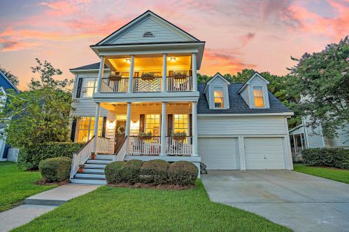 1513 Devol St, Mount Pleasant, SC 29466-6869