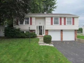 6143 Holliday Dr, Toledo OH  43611-1220 exterior