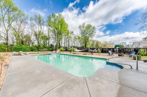 465 Bailey Dr, Jefferson GA  30549-7120 exterior