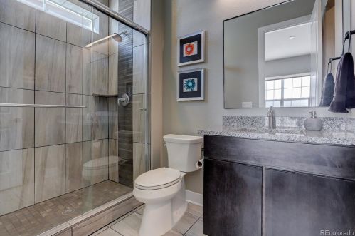 27661 Lakeview Dr, Aurora CO 80016 exterior