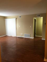 6177 Knoll Wood Rd, Willowbrook IL  60527-3235 exterior