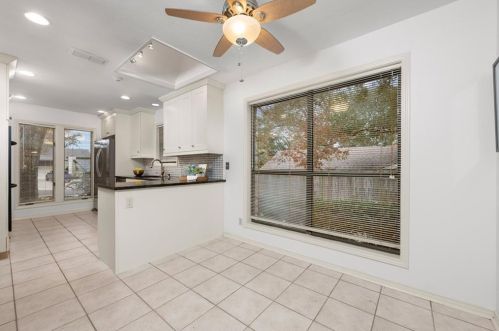 4602 Crk, Austin TX  78735-6401 exterior