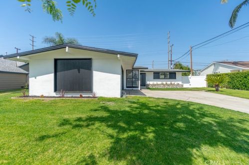 1243 Hampstead St, Anaheim, CA 92802-2148