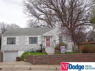 923 Mclaughlin Cir, Bellevue, NE 68005-3220