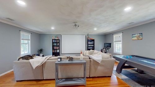 1037 Providence Pike, Killingly CT  06239-4003 exterior