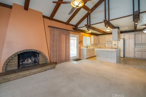16355 Rancho Escondido Dr, Riverside CA  92506-5801 exterior