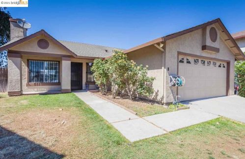 2701 Maplewood St, Stockton, CA 95210-4262