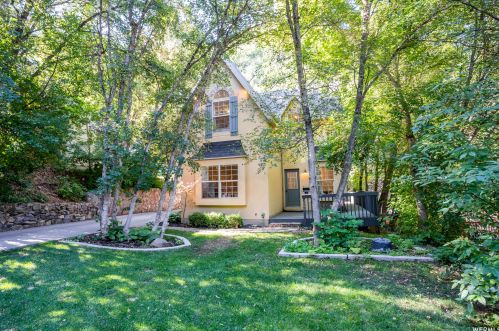 3895 Grindstone Dr, Springville, UT 84663-5905