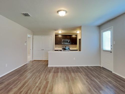 6028 Parkview Hills Ln, Fort Worth TX  76179-8700 exterior