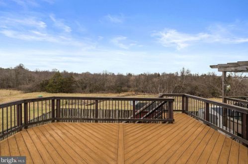 894 Buttonwood Ter, Leesburg, VA 20176-6683