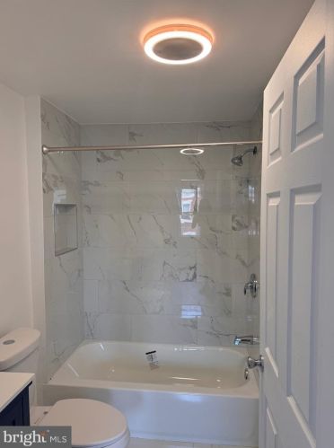 2419 4th St, Philadelphia PA  19148-3938 exterior