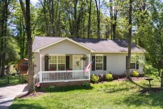 306 Jefferson St, York, SC 29745-1450